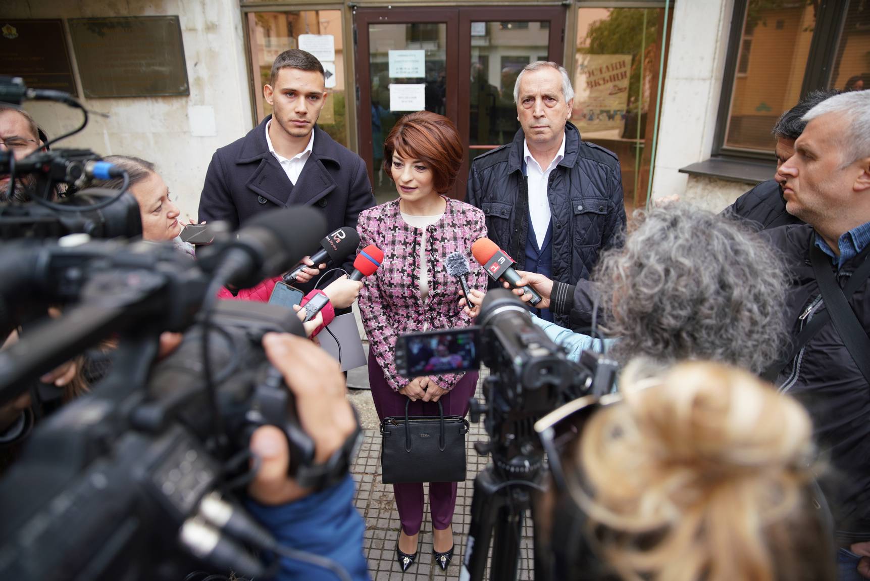 Десислава Атанасова пред медии в Русе